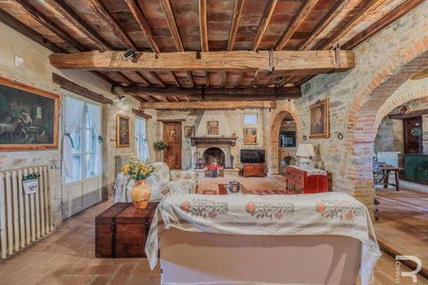 Farm hus i Cortona, Arezzo, Cortona - € 1.300.000 | Ref: R06889CORU-1321078 - foto 24