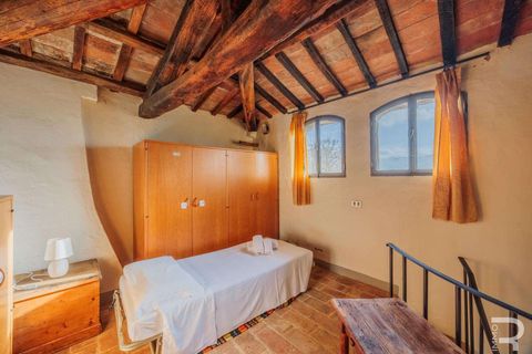 Farm hus i Cortona, Arezzo, Cortona - € 1.300.000 | Ref: R06889CORU-1321078 - foto 41