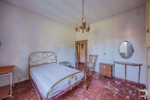 Villa a Poggibonsi, Siena, Poggibonsi - € 470.000 | Ref: R06875PORU-1321319 - foto 12