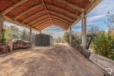 Farm hus i Cortona, Arezzo, Cortona - € 560.000 | Ref: R06854CORU-1323132 - foto 18