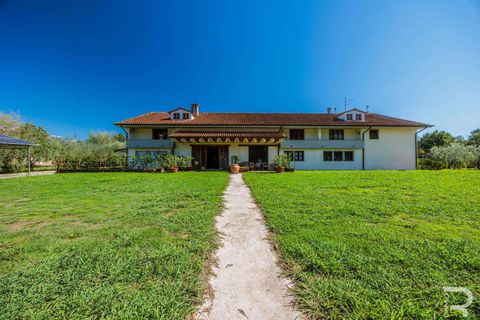 Villa a Altopascio, Lucca, Altopascio - € 1.100.000 | Ref: R06714ALVI-1325392 - foto 4