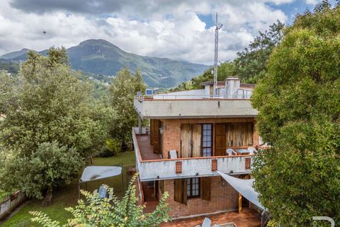 Villa a Camaiore, Lucca, Camaiore - € 980.000 | Ref: R06673CAVI-1325938 - foto 2