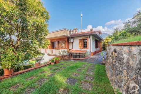 Villa a Camaiore, Lucca, Camaiore - € 980.000 | Ref: R06673CAVI-1325938 - foto 7