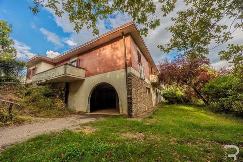 Farm hus i Montevarchi, Arezzo, Montevarchi - € 525.000 | Ref: R06674MOCA-1326259 - foto 11
