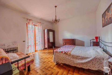 Farm hus i Montevarchi, Arezzo, Montevarchi - € 525.000 | Ref: R06674MOCA-1326259 - foto 33