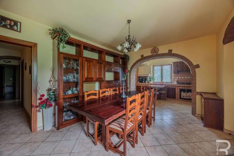 Farm hus i Rosignano Marittimo, Livorno, Rosignano Marittimo - € 640.000 | Ref: R06579ROCA-1326539 - foto 23