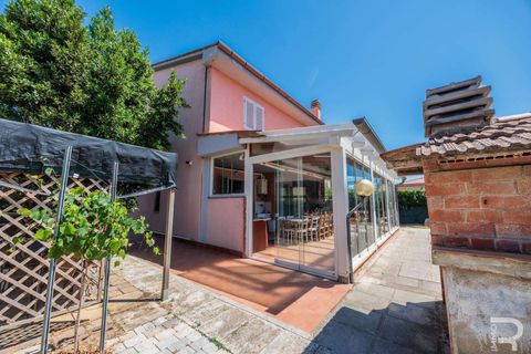 Villa a Follonica, Grosseto, Follonica - € 850.000 | Ref: R06581FOVI-1327194 - foto 2