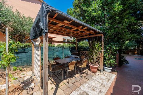 Villa a Follonica, Grosseto, Follonica - € 850.000 | Ref: R06581FOVI-1327194 - foto 4