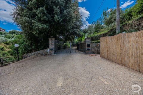 Farm hus i Loro Ciuffenna, Arezzo, Loro Ciuffenna - € 3.300.000 | Ref: R06572LOCA-1327413 - foto 11