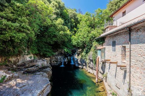 Farm hus i Loro Ciuffenna, Arezzo, Loro Ciuffenna - € 3.300.000 | Ref: R06572LOCA-1327413 - foto 24