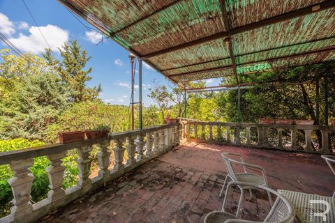 Gårdshus i Poggibonsi, Siena, Poggibonsi - € 500 000 | Ref: R06553PORU-1327903 - foto 13
