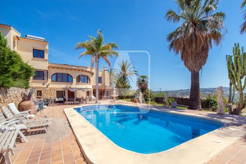 Villa i Benissa, Alicante, Benissa - € 1.650.000 | Ref: VBS4099 - foto 8
