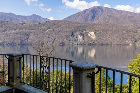 Villa i Pettenasco, Novara, Pettenasco - € 2.450.000 | Ref: W-048D4E-1328966 - foto 7
