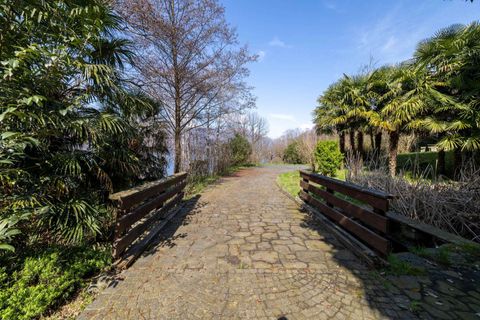 Villa i Pettenasco, Novara, Pettenasco - € 2.450.000 | Ref: W-048D4E-1328966 - foto 10