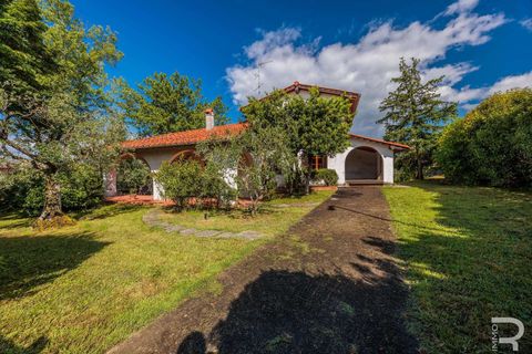 Villa i Reggello, Florence, Reggello - € 700.000 | Ref: R06396REVI-1330041 - foto 2