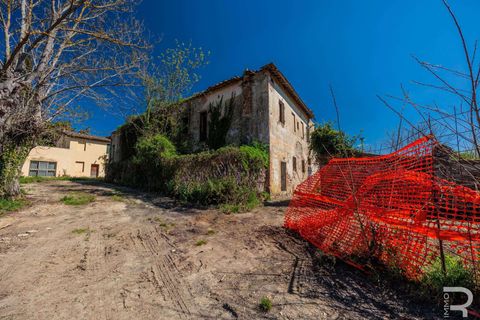 Farm hus i Asciano, Siena, Asciano - € 250.000 | Ref: R06275ASRU-1331149 - foto 5