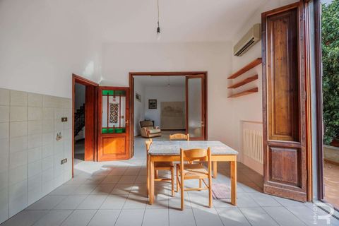 Villa a Florence, Florence, Florence - € 1.400.000 | Ref: R06258FIVI-1331719 - foto 5