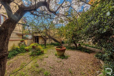 Villa a Florence, Florence, Florence - € 1.400.000 | Ref: R06258FIVI-1331719 - foto 27