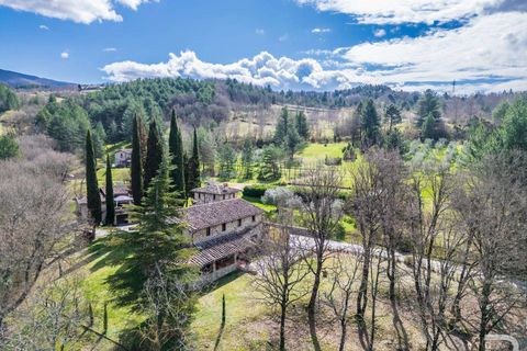Farm hus i Chiusi della Verna, Arezzo, Chiusi della Verna - € 1.400.000 | Ref: R06254CHAG-1331750 - foto 3