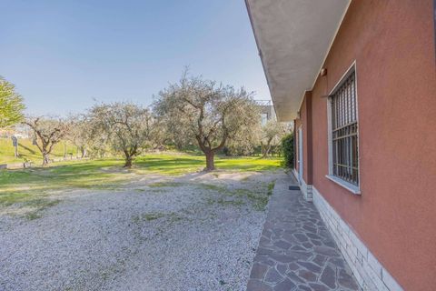 Villa a Lazise, Verona, Lazise - € 1.900.000 | Ref: R06288LAVI-1331945 - foto 9