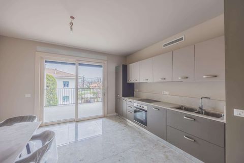 Leilighet i Lazise, Verona, Lazise - € 790 000 | Ref: R06249LA3Z-1332688 - foto 4