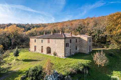 Farm hus i Bucine, Arezzo, Bucine - € 650.000 | Ref: R06043BURU-1333929 - foto 1