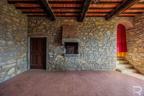 Farm hus i Bucine, Arezzo, Bucine - € 650.000 | Ref: R06043BURU-1333929 - foto 40