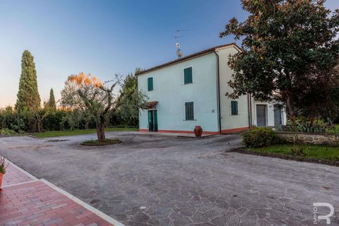 Farm hus i Buggiano, Pistoia, Buggiano - € 750.000 | Ref: R06028BURU-1334736 - foto 6