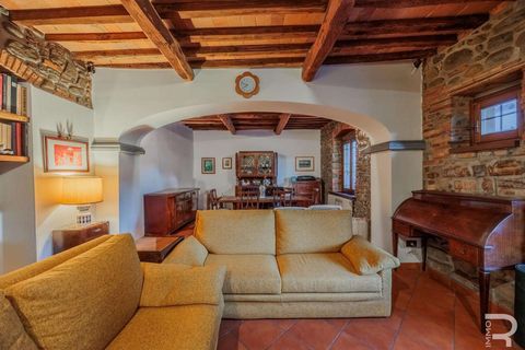 Farm hus i Buggiano, Pistoia, Buggiano - € 750.000 | Ref: R06028BURU-1334736 - foto 13