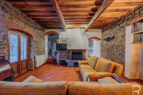 Farm hus i Buggiano, Pistoia, Buggiano - € 750.000 | Ref: R06028BURU-1334736 - foto 14