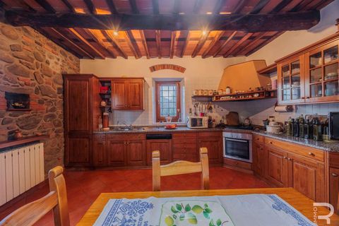 Farm hus i Buggiano, Pistoia, Buggiano - € 750.000 | Ref: R06028BURU-1334736 - foto 17