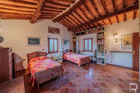 Farm hus i Buggiano, Pistoia, Buggiano - € 750.000 | Ref: R06028BURU-1334736 - foto 27