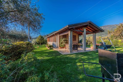 Villa a Camaiore, Lucca, Camaiore - € 1.200.000 | Ref: R0550015CAVI-1334985 - foto 7