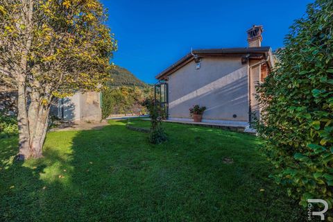Villa a Camaiore, Lucca, Camaiore - € 1.200.000 | Ref: R0550015CAVI-1334985 - foto 17