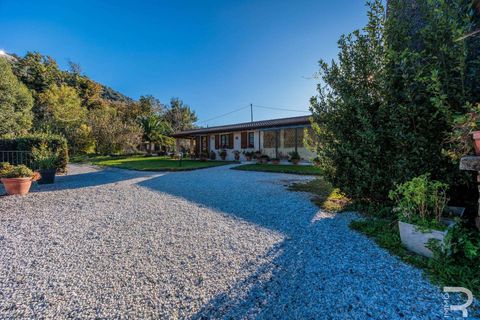 Villa a Camaiore, Lucca, Camaiore - € 1.200.000 | Ref: R0550015CAVI-1334985 - foto 22