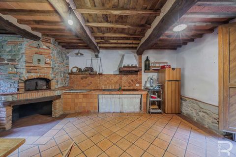 Farm hus i Pescia, Pistoia, Pescia - € 330.000 | Ref: R0550002PERU-1335114 - foto 17