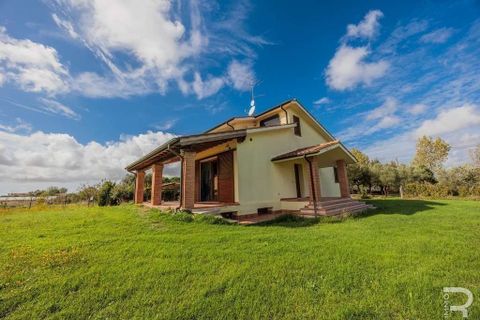 Villa a Grosseto, Grosseto, Grosseto - € 700.000 | Ref: R054899GRVI-1335668 - foto 2