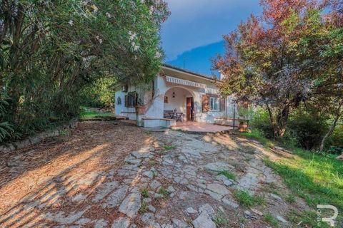 Villa i Camaiore, Lucca, Camaiore - € 640.000 | Ref: R054799CAHH-1336246 - foto 18