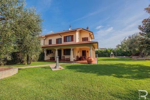 Villa i Grosseto, Grosseto, Grosseto - € 550.000 | Ref: R054789GRZH-1336377 - foto 2