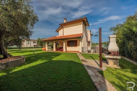 Villa i Grosseto, Grosseto, Grosseto - € 550.000 | Ref: R054789GRZH-1336377 - foto 4