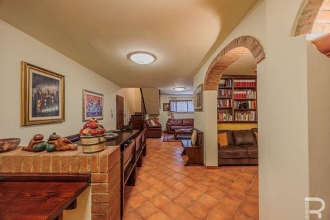 Villa i Grosseto, Grosseto, Grosseto - € 550.000 | Ref: R054789GRZH-1336377 - foto 29