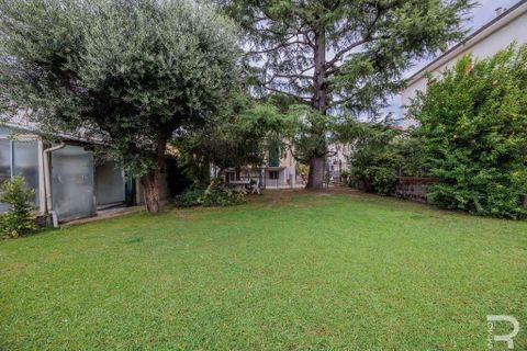 Villa i Lucca, Lucca, Lucca - € 645.000 | Ref: R054765LUVI-1336707 - foto 4