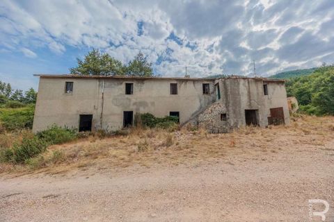Farm hus i Arcidosso, Grosseto, Arcidosso - € 200.000 | Ref: R054762ARRU-1336729 - foto 3