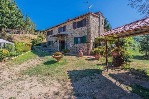 Farm hus i Dicomano, Florence, Dicomano - € 530.000 | Ref: R054759DIRU-1336738 - foto 1