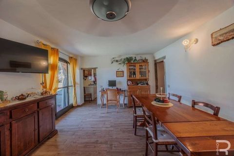 Farm hus i Dicomano, Florence, Dicomano - € 530.000 | Ref: R054759DIRU-1336738 - foto 26