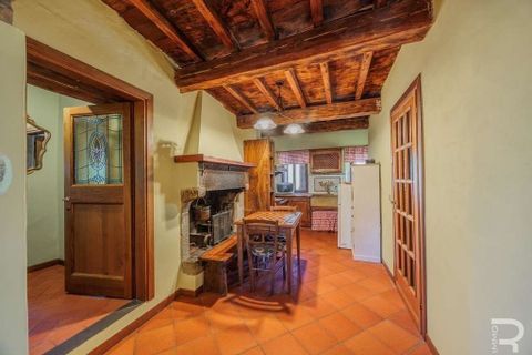 Farm hus i Dicomano, Florence, Dicomano - € 530.000 | Ref: R054759DIRU-1336738 - foto 34