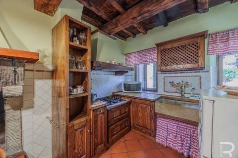 Farm hus i Dicomano, Florence, Dicomano - € 530.000 | Ref: R054759DIRU-1336738 - foto 35