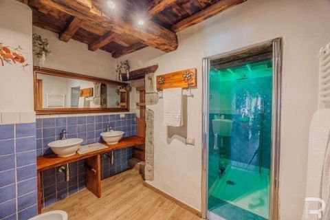 Farm hus i Dicomano, Florence, Dicomano - € 530.000 | Ref: R054759DIRU-1336738 - foto 47