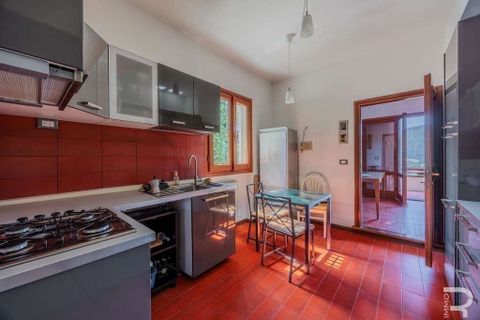Villa a Dicomano, Florence, Dicomano - € 435.000 | Ref: R054735DIVI-1336935 - foto 21