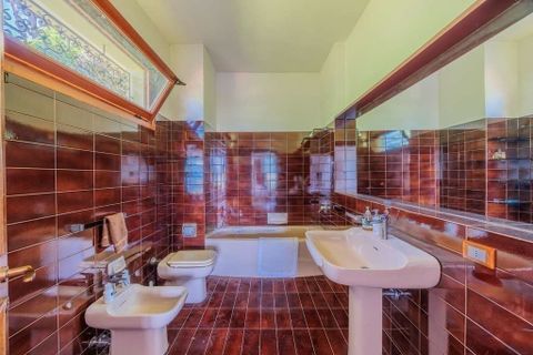 Villa a Dicomano, Florence, Dicomano - € 435.000 | Ref: R054735DIVI-1336935 - foto 32